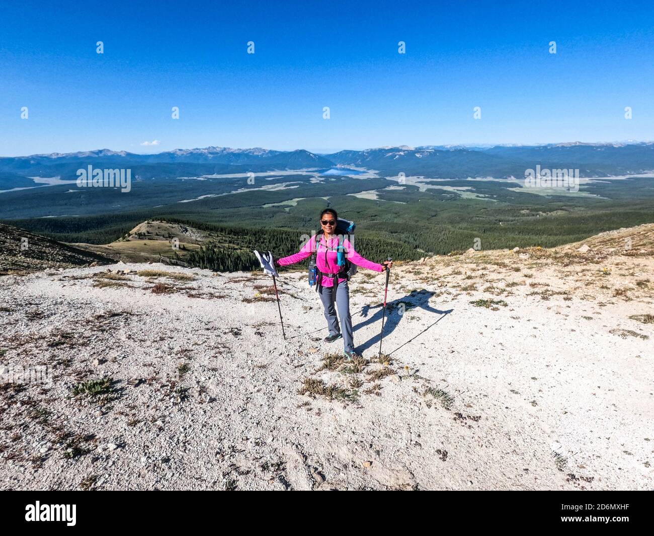 Randonnée jusqu'au col du lac Ann, Collegiate West sur le sentier de 485 Mile Colorado Trail, Colorado Banque D'Images