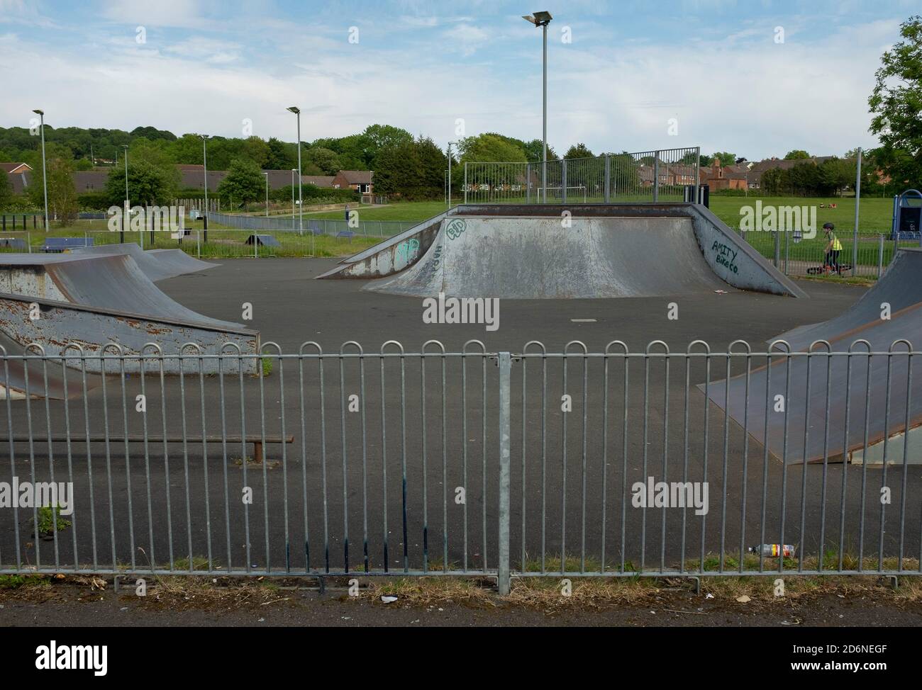 Durham, Royaume-Uni. 2 juin 2020. Un parc de skate du village local ferme à la suite du confinement de la COVID0-19. Banque D'Images