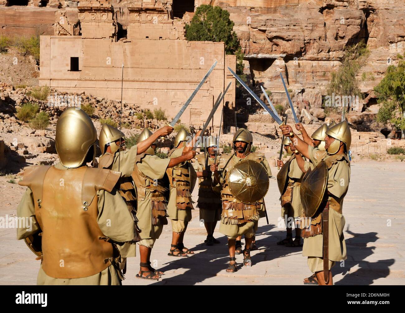 PETRA, JORDANIE - OCTOBRE 24 : Groupe militaire de reconstruction à Petra Wadi Musa 2017 Jordanie Banque D'Images