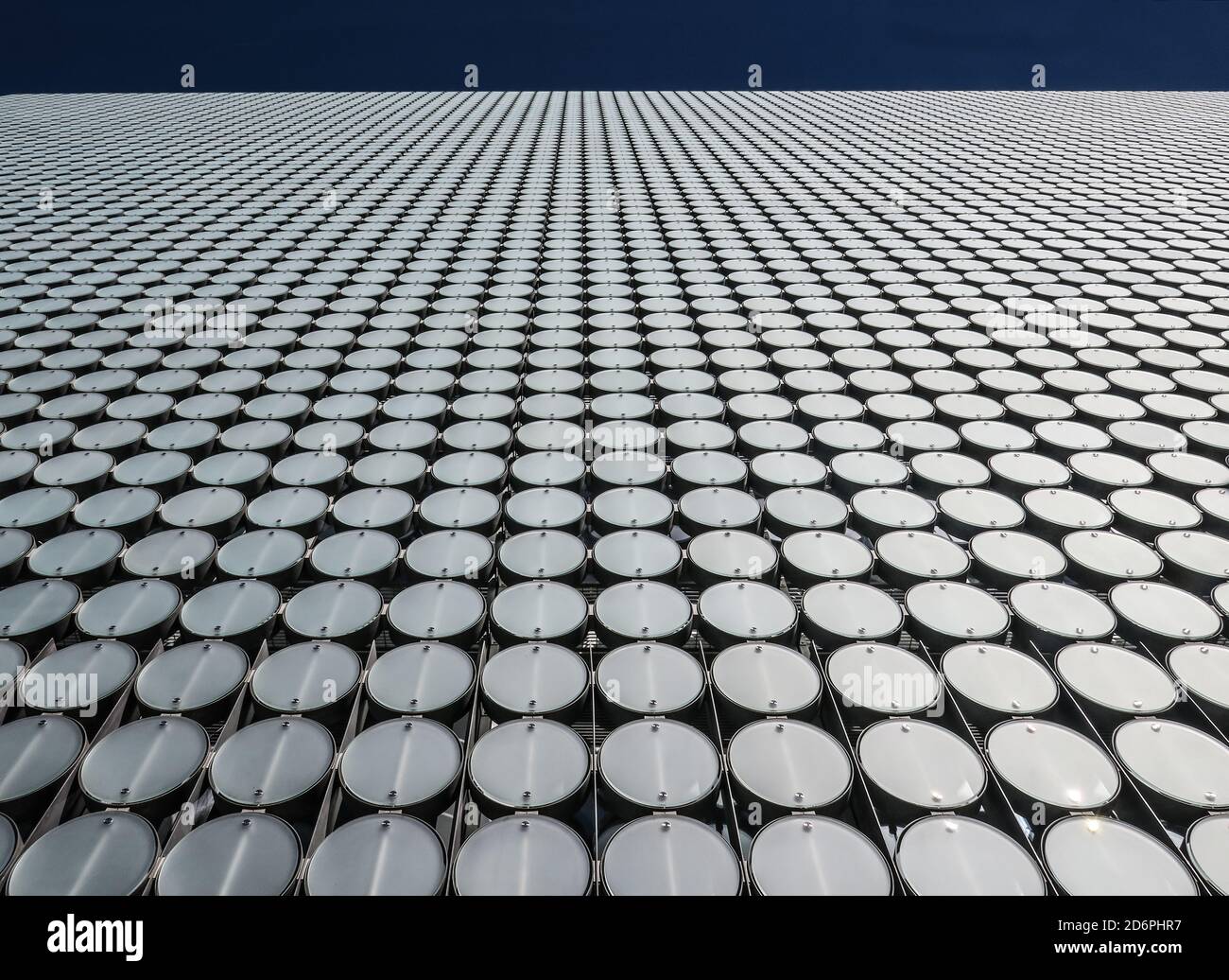 Melbourne Australie : cercles sur la façade du Design Hub. C'est l'un des bâtiments les plus récents et les plus emblématiques de la ville. Banque D'Images