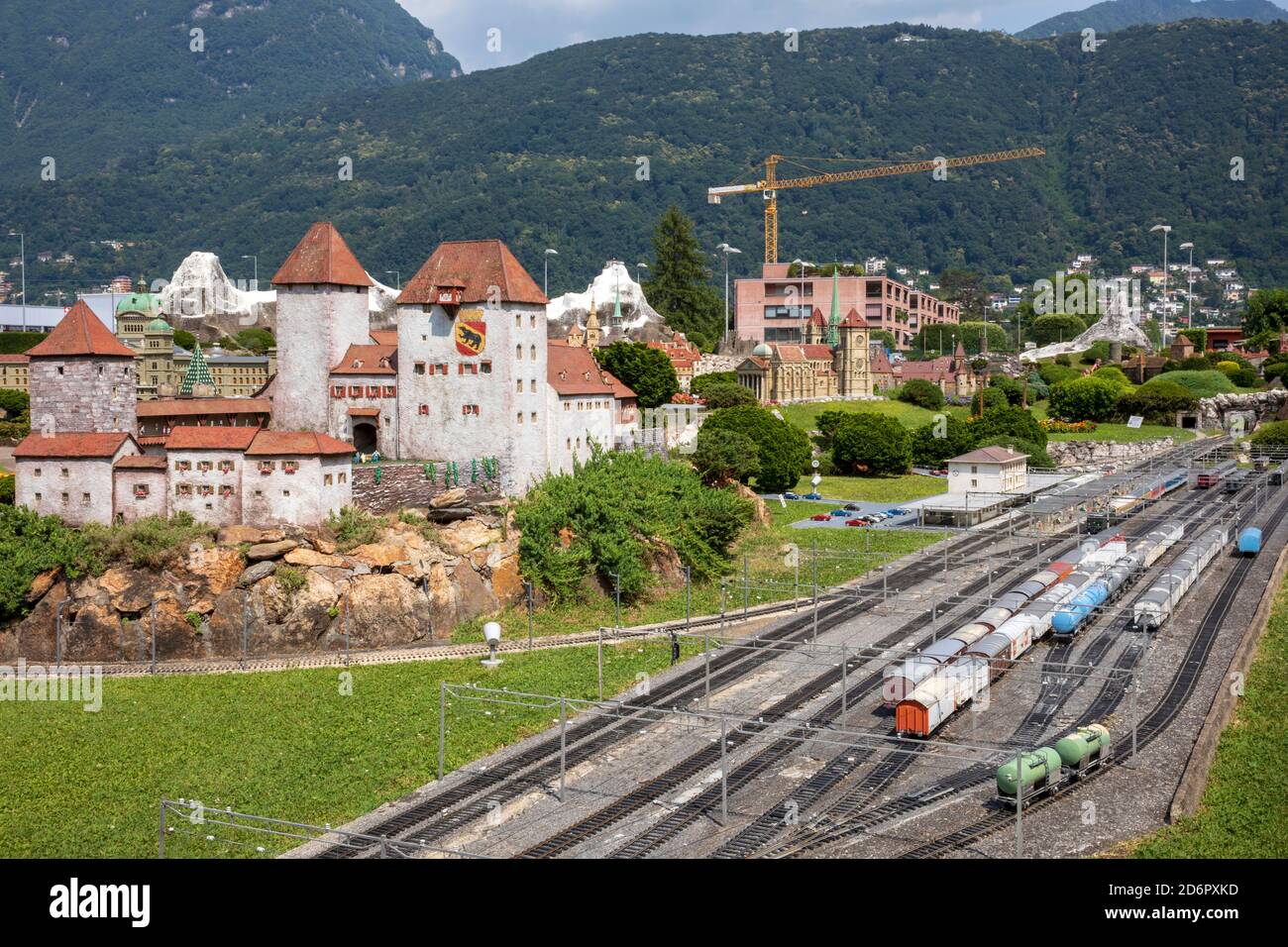 Vue sur Swissminiatur, parc miniature en plein air situé à Melide, sur les rives du lac de Lugano, Melide, Lugano, Suisse, Europe. Banque D'Images