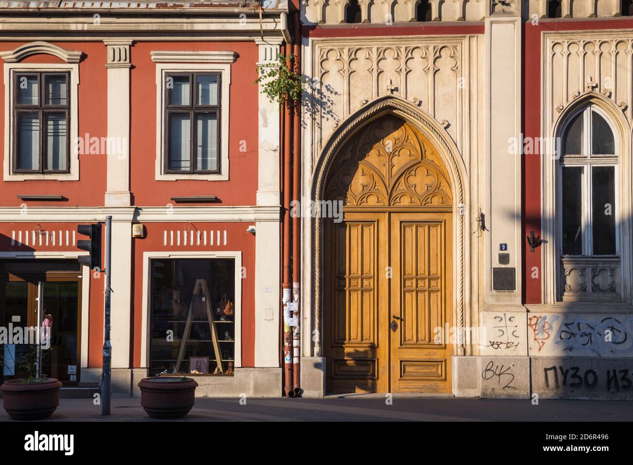 Serbie, Belgrade, bâtiments sur la rue principale à Zemun Banque D'Images