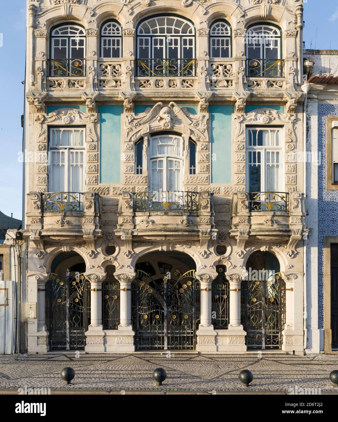Art nouveau (arte nova), casa de mario belmonte pessoa. Aveiro, en raison des nombreux canaux Aveiro est appelé la venise du Portugal. Europe, Southe Banque D'Images