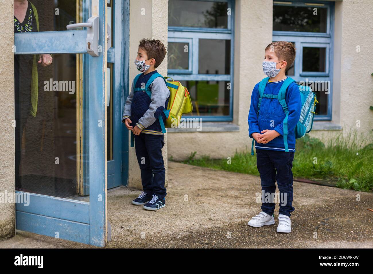 École après confinement pendant la pandémie Covid-19, Dordogne, France. Banque D'Images