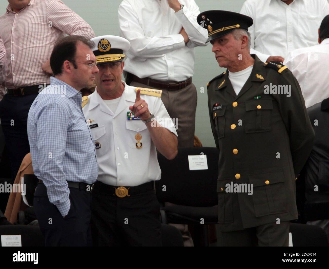 CHIAPAS, MEXIQUE - JANVIER 21: (Photo File) Secrétaire de la Défense du Mexique, Salvador Cienfuegos lors de la cérémonie du décret de la "Croisade nationale contre la faim" le 21 janvier 2013 à Chiapas, Mexique. * le tribunal du district de l'est de New York a accusé Salvador Cienfuegos Zepeda, ancien secrétaire à la Défense du Mexique, d'avoir abusé de sa position publique pour aider un cartel mexicain à acheminer des milliers de kilogrammes de cocaïne, d'héroïne, de méthamphétamine et de marijuana aux États-Unis en échange de pots-de-vin.* crédit : Leonardo Casas/Groupe Eyepix/accès photo Banque D'Images