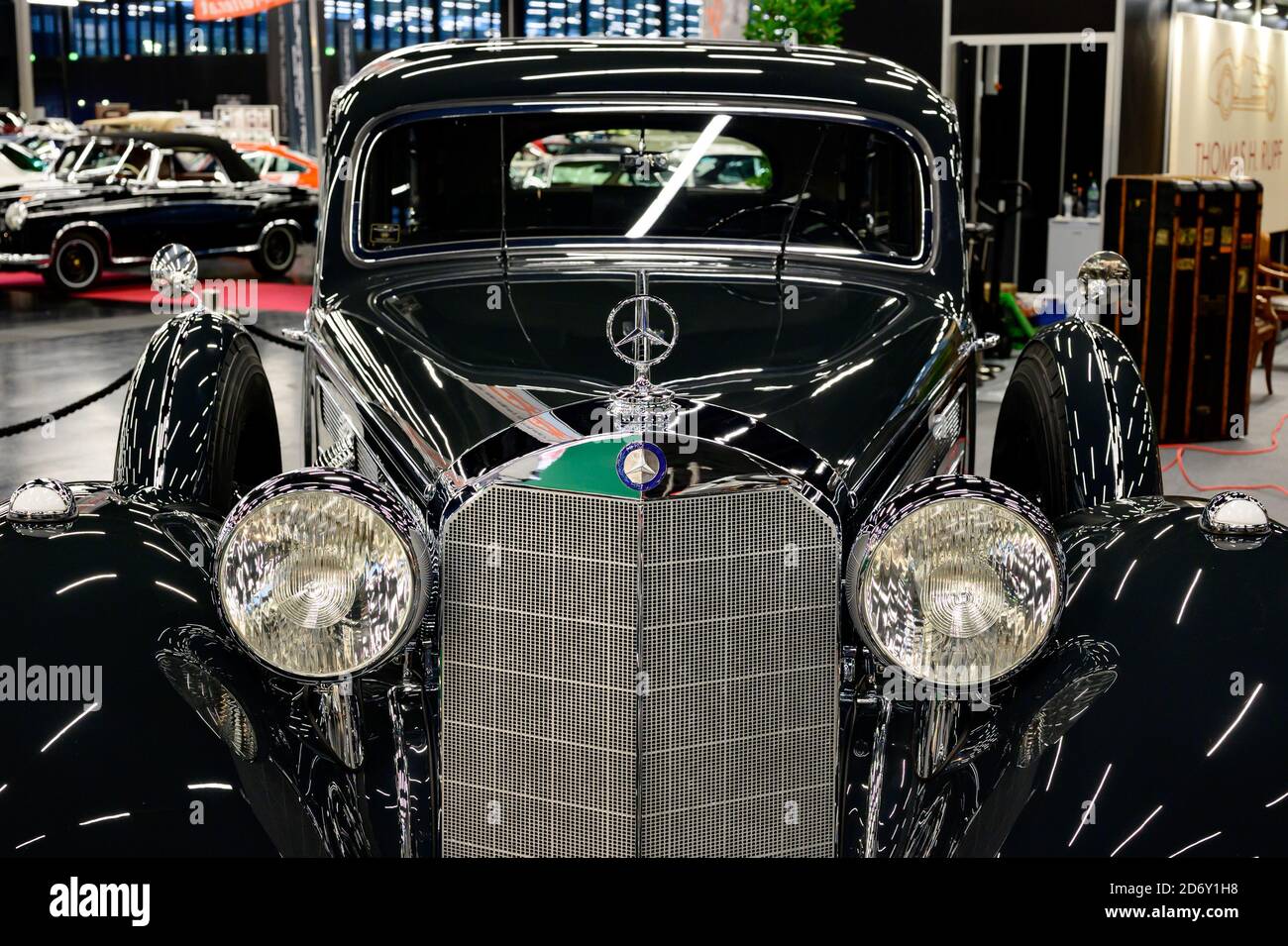 salzbourg, autriche, 17 octobre 2020, classic expo, exposition pour voitures d'époque, motos et véhicules, mercedes benz 770 limousine Banque D'Images