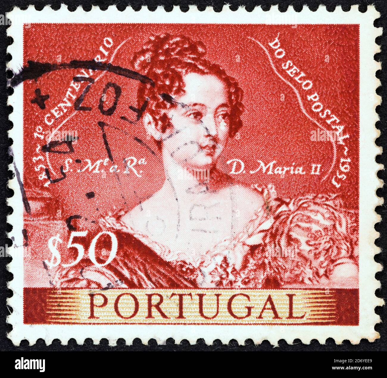 PORTUGAL - VERS 1953 : un timbre imprimé au Portugal à partir du numéro du « 100e anniversaire des timbres portugais » montre la Reine Maria II, vers 1953. Banque D'Images