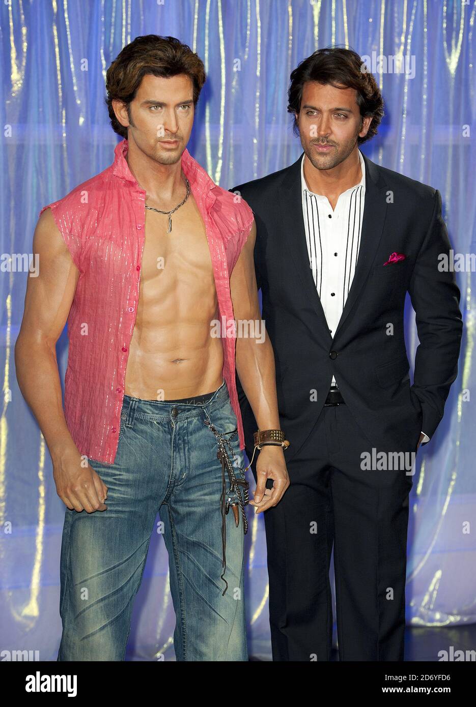 L'acteur de Bollywood, Hrithik Roshan, dévoile sa nouvelle cire à Madame Tussauds à Londres. Banque D'Images