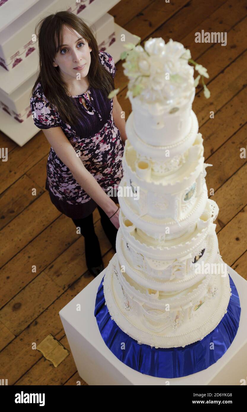 Cake Replica Banque D Image Et Photos Alamy