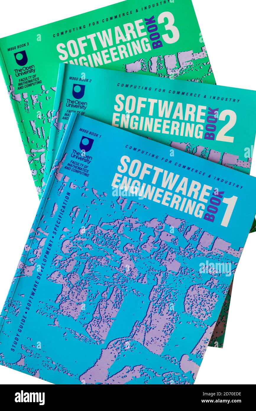 Ensemble des livres Open University Software Engineering mis en place arrière-plan blanc Banque D'Images