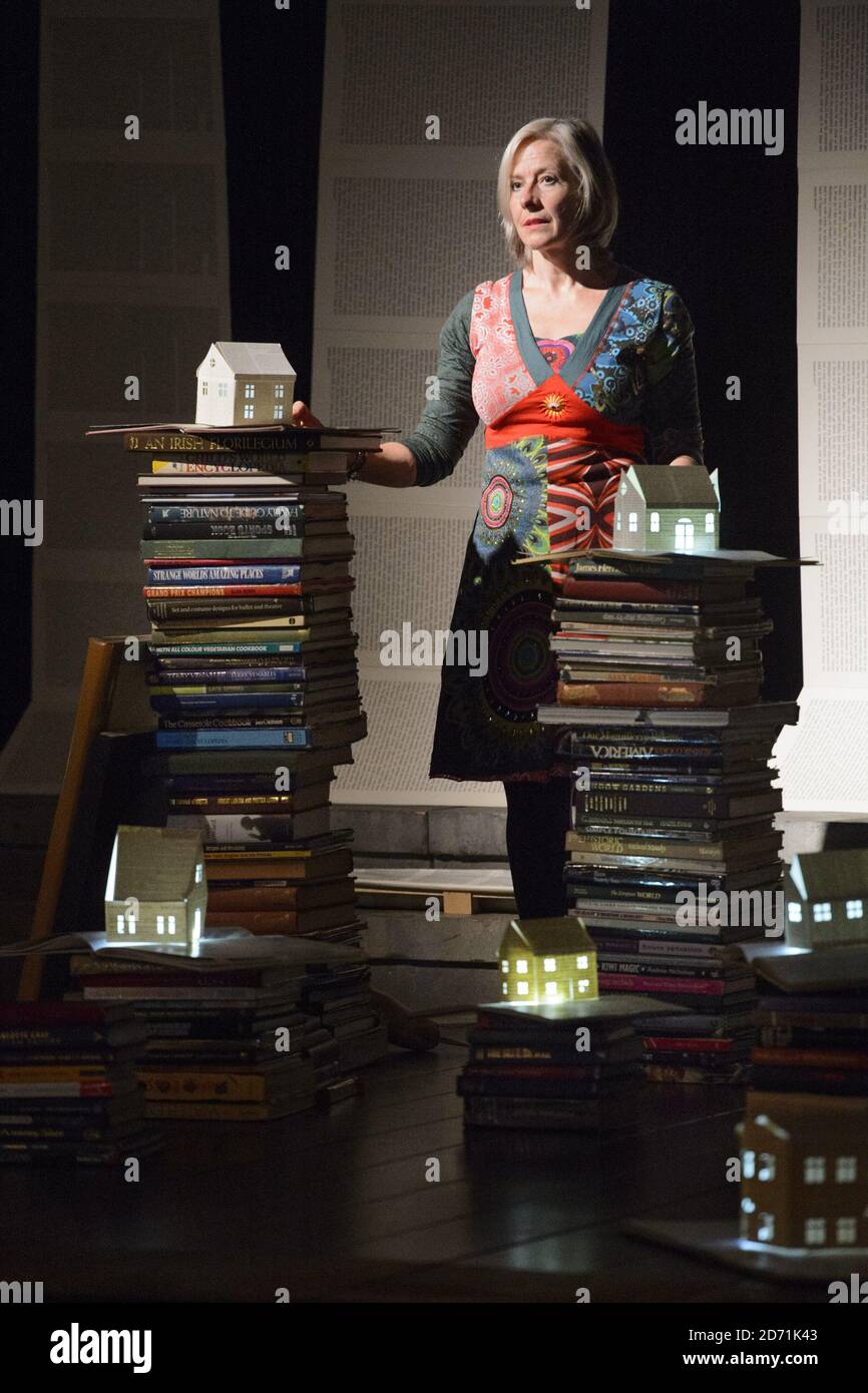 Danyah Miller sur scène lors d'un photocall pour moi, je crois en licornes, au Vaudeville Theatre de Londres. Le spectacle aura lieu du 1er au 31 août 2015. Banque D'Images