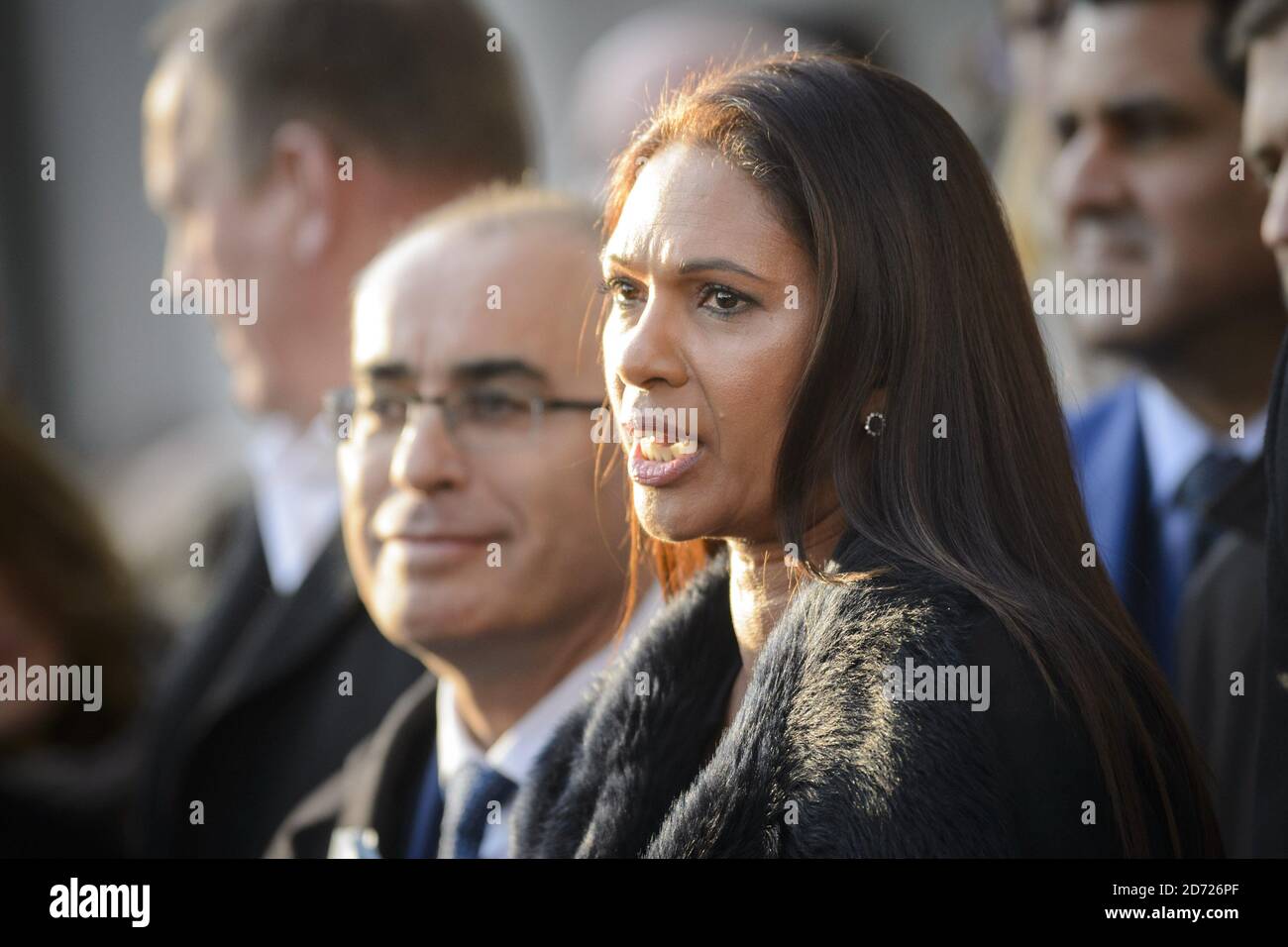 Gina Miller parle aux médias en dehors de la Cour suprême de Londres où les juges ont décidé que le gouvernement ne peut pas déclencher le Brexit sans une loi du Parlement. Date de la photo: Mardi 24 janvier 2016. Le crédit photo devrait se lire: Matt Crossick/ EMPICS Entertainment. Banque D'Images