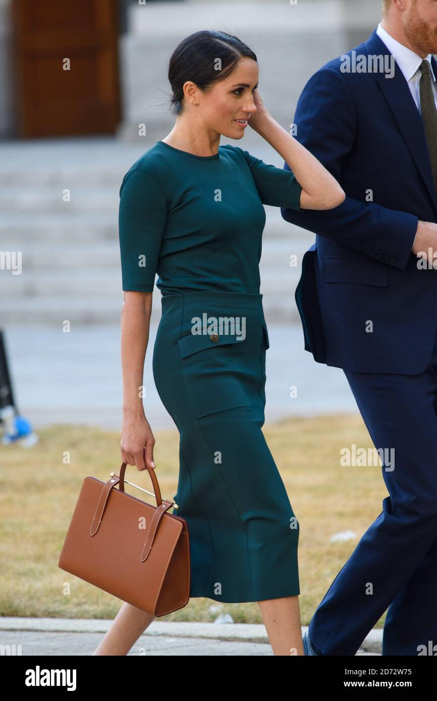 Meghan Markle, la duchesse de Sussex, arrive à la rencontre du Taoiseach, Leo Varadkar, dans les bâtiments gouvernementaux de Dublin, en Irlande. Date de la photo: Mercredi 10 juillet 2018. Le crédit photo devrait se lire: Matt Crossick/ EMPICS Entertainment. Banque D'Images