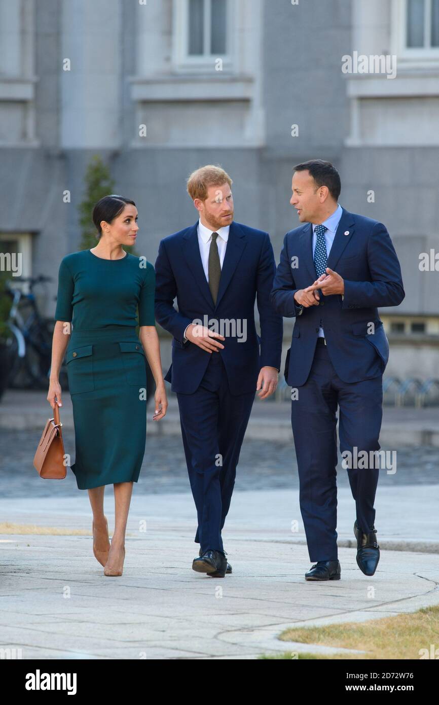 Le prince Harry et Meghan Markle, duc et duchesse de Sussex, rencontrent le Taoiseach, Leo Varadkar, dans les bâtiments gouvernementaux de Dublin, en Irlande. Date de la photo: Mercredi 10 juillet 2018. Le crédit photo devrait se lire: Matt Crossick/ EMPICS Entertainment. Banque D'Images