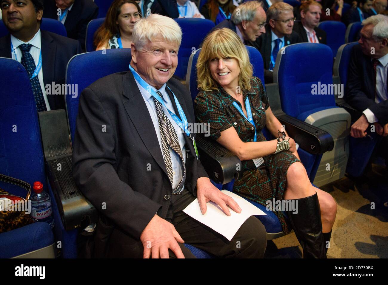 Stanley et Rachel Johnson dans le public comme le député Boris Johnson parle lors d'un événement organisé par le conservateur Home, lors de la conférence annuelle du Parti conservateur, au Centre international des congrès de Birmingham. Date de la photo: Mardi 2 octobre 2018. Le crédit photo devrait se lire: Matt Crossick/ EMPICS. Banque D'Images