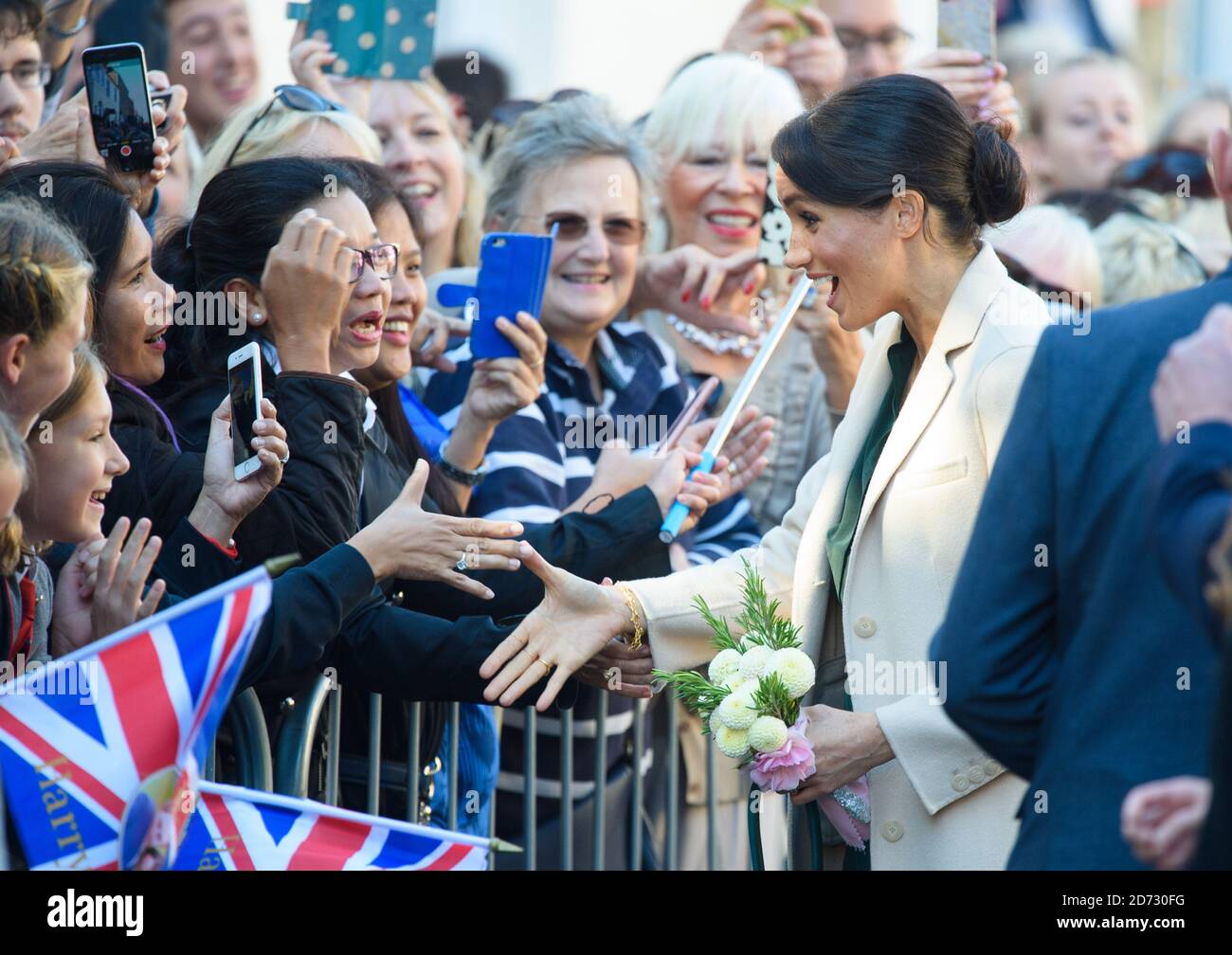 Meghan Markle, la duchesse de Sussex, à l'occasion d'un tour à pied à la Maison EDE, rue West, Chichester, dans le cadre de leur première visite officielle conjointe à Sussex. Date de la photo: Mercredi 3 octobre 2018. Le crédit photo devrait se lire: Matt Crossick/ EMPICS. Banque D'Images