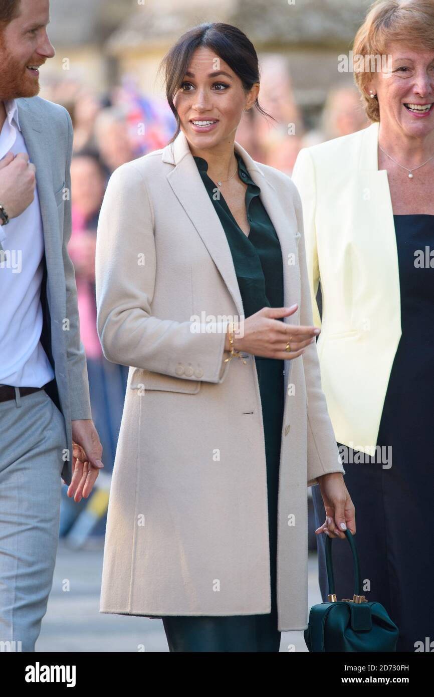 Meghan Markle, la duchesse de Sussex, à l'occasion d'un tour à pied à la Maison EDE, rue West, Chichester, dans le cadre de leur première visite officielle conjointe à Sussex. Date de la photo: Mercredi 3 octobre 2018. Le crédit photo devrait se lire: Matt Crossick/ EMPICS. Banque D'Images