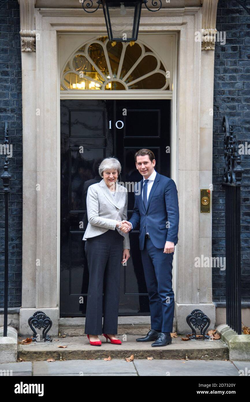 La première ministre Theresa May rencontre la chancelière autrichienne Sebastian Kurz à Downing Street, Londres. Date de la photo: Jeudi 22 novembre 2018. Le crédit photo devrait se lire: Matt Crossick/ EMPICS Entertainment. Banque D'Images