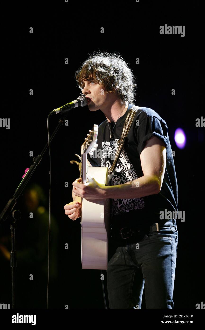 Razorlight se joue à la Teenage cancer Trust Comedy Night au Royal Albert Hall, Londres. Banque D'Images