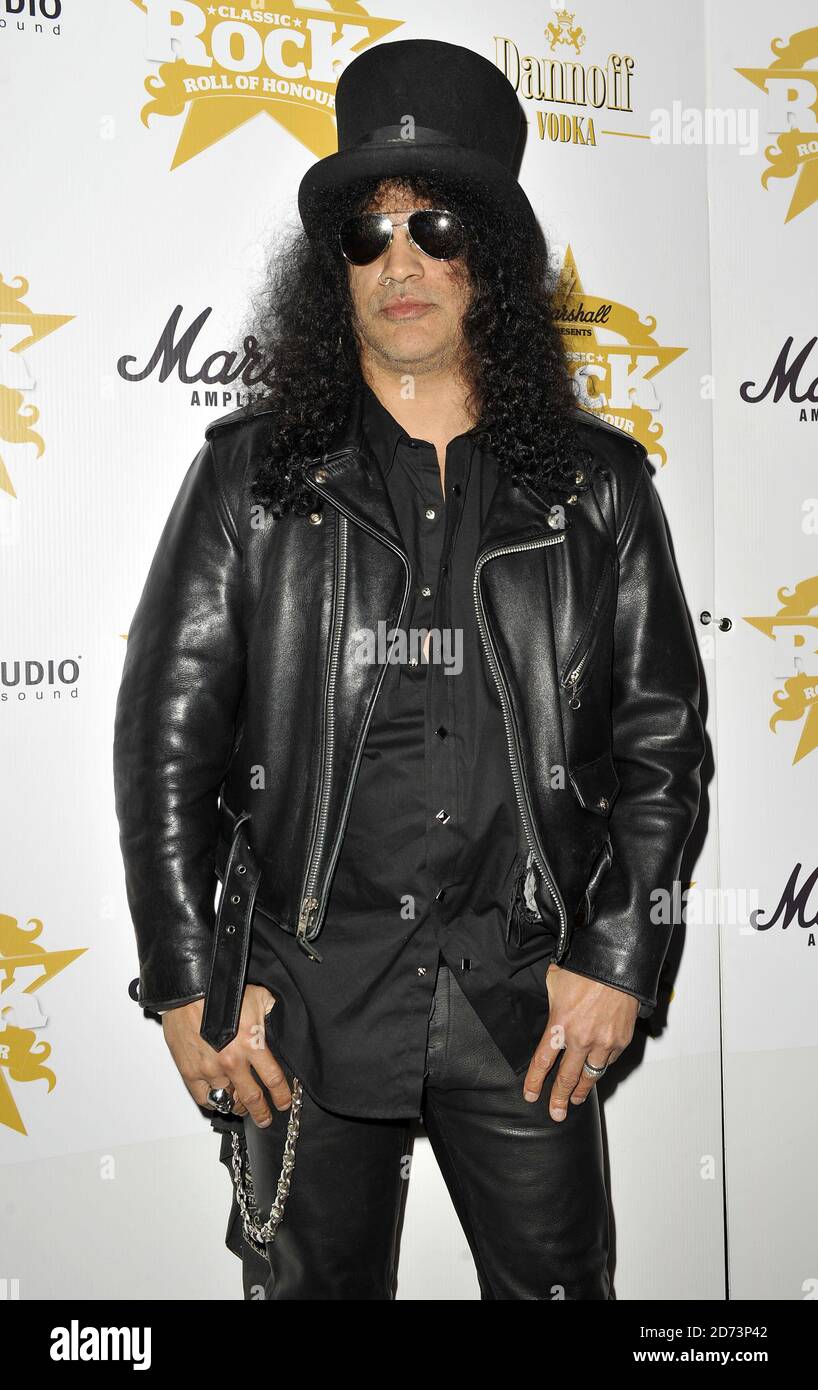 Slash arrive au Classic Rock Roll of Honor Awards 2009 qui se tient à l'hôtel Park Lane dans le centre de Londres. Banque D'Images