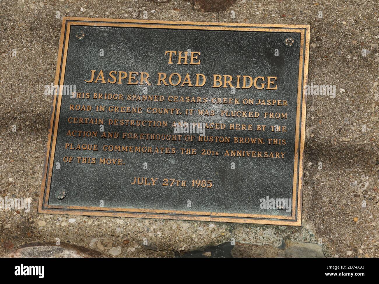 Le marqueur du pont de Jasper Road. Pont couvert érigé en 1877. Déplacé de Jasper Road, enjambant Caesars Creek, dans le comté de Greene, en 1965, à la prése Banque D'Images