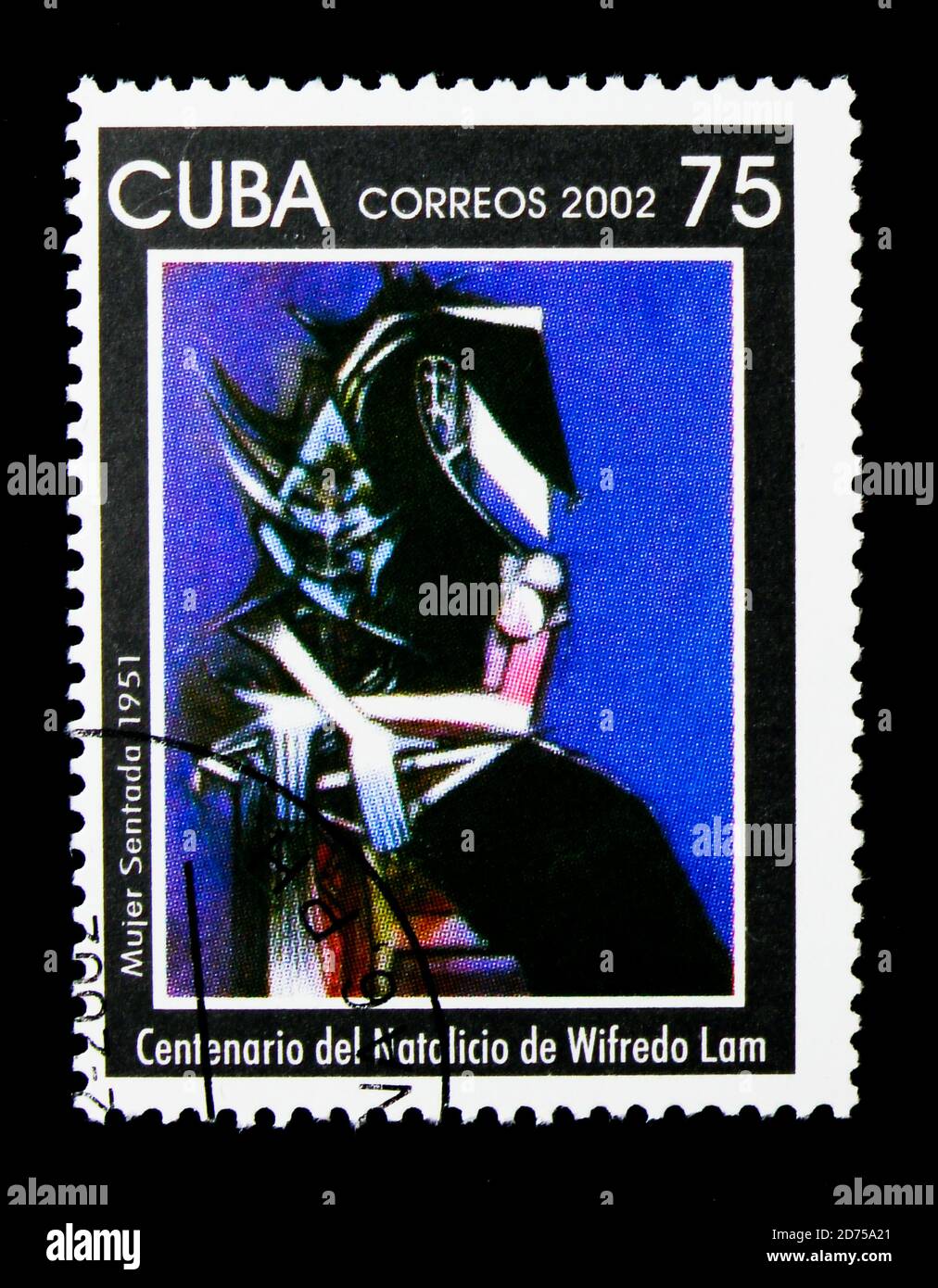 MOSCOU, RUSSIE - 25 NOVEMBRE 2017 : un timbre imprimé à Cuba montre Mujer Sentada 1951, centenaire de la naissance de la série Wilfredo Lam, vers 2002 Banque D'Images