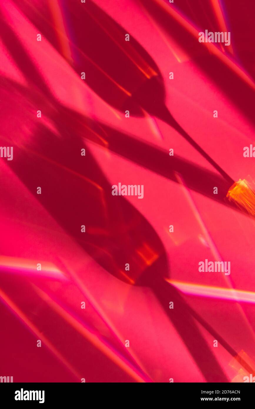 Ombre à lunettes de soleil floue. Arrière-plan abstrait flou. Banque D'Images