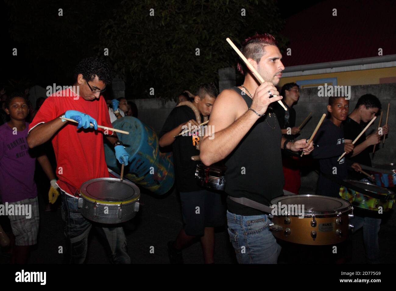 Carnaval aux Saintes Guadeloupe la nuit Banque D'Images