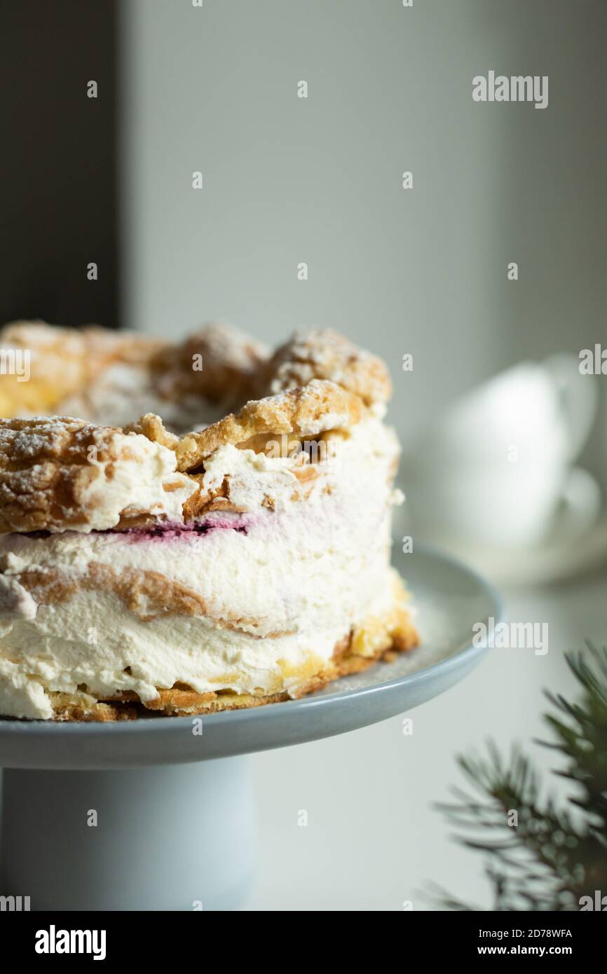 Gateau Polonais A La Creme De Montagne Carpathian Karpatka Maison Photo Stock Alamy Gateau Polonais A La Creme De Montagne Carpathian Karpatka Maison Photo Stock Alamy