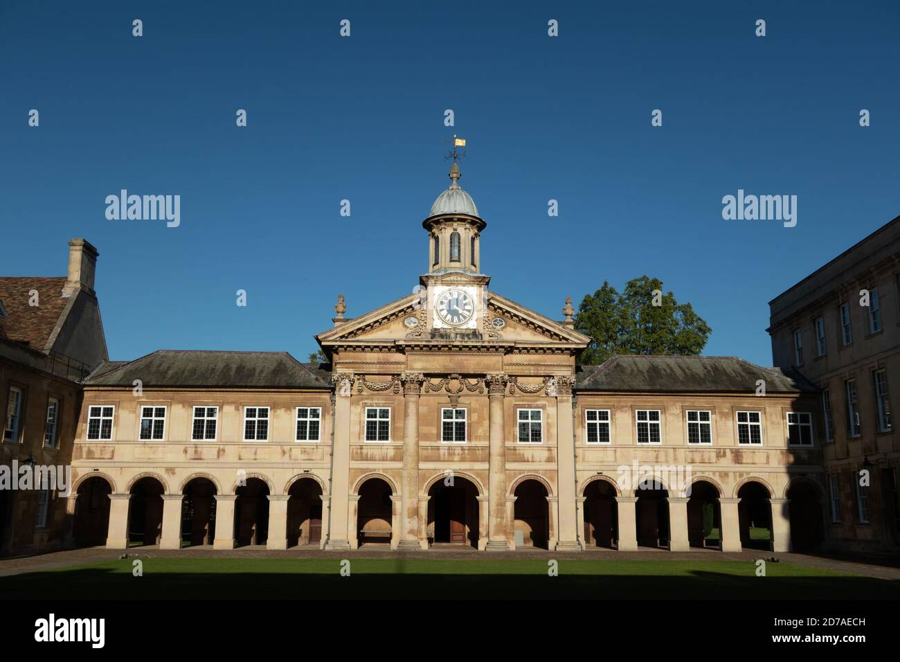Court devant Emmanuel College Cambridge, Angleterre Banque D'Images Court devant Emmanuel College Cambridge, Angleterre Banque D'Images