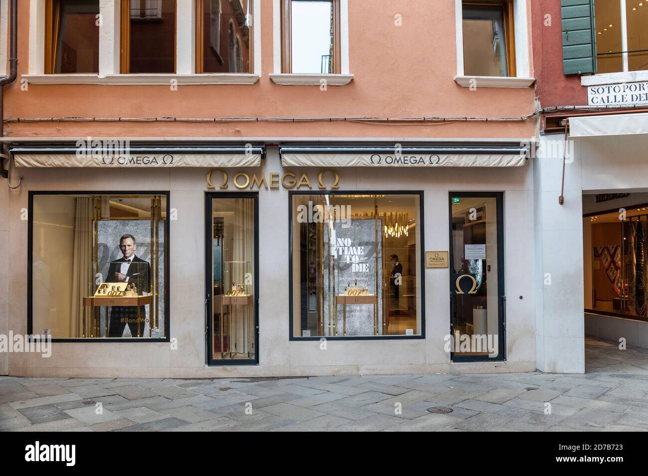 Montres de luxe à OMEGA Boutique à San Marco, boutiques de créateurs, Venise, Italie Banque D'Images