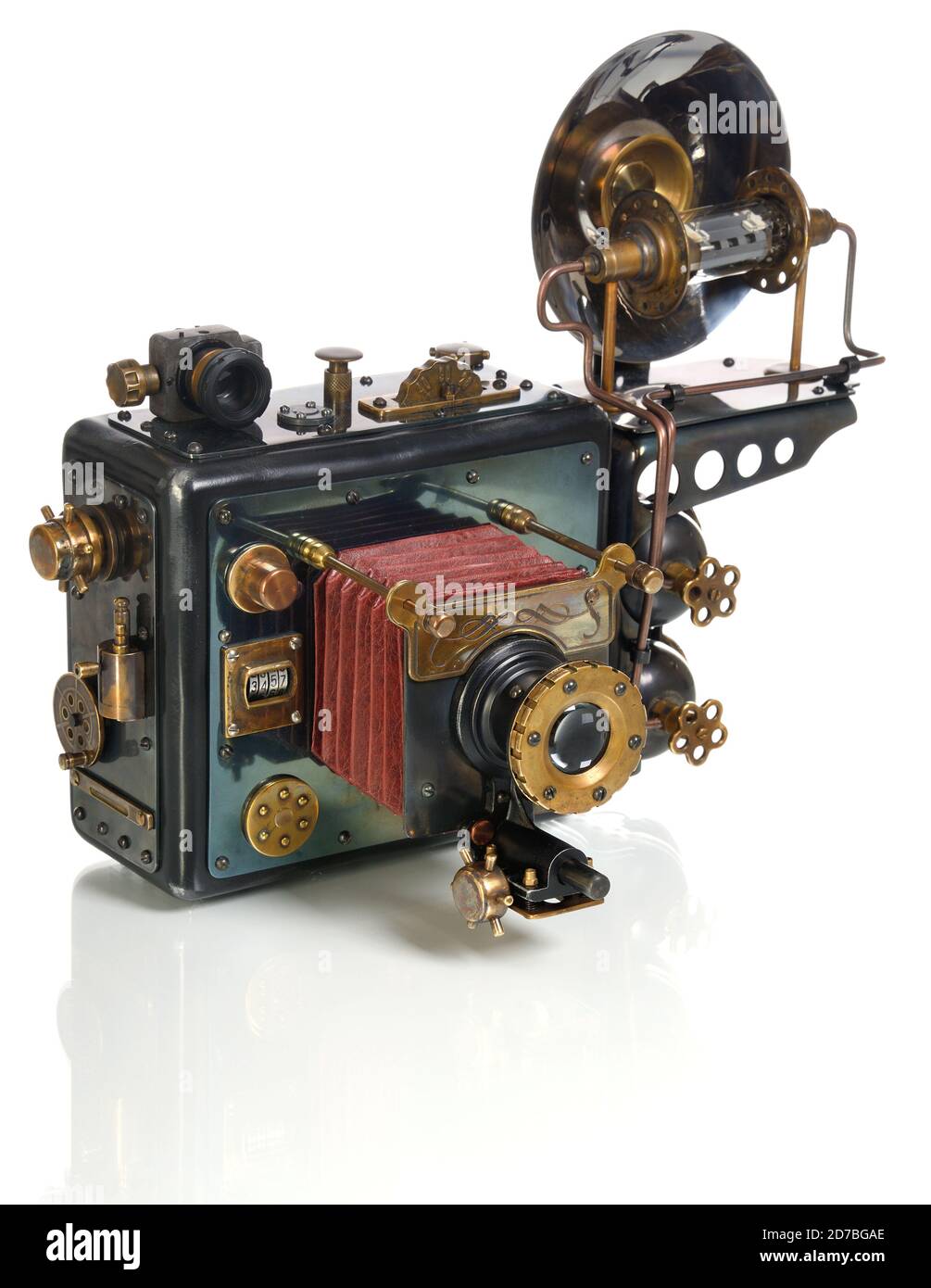 Appareil photo sur fond blanc. Style Steampunk. Banque D'Images