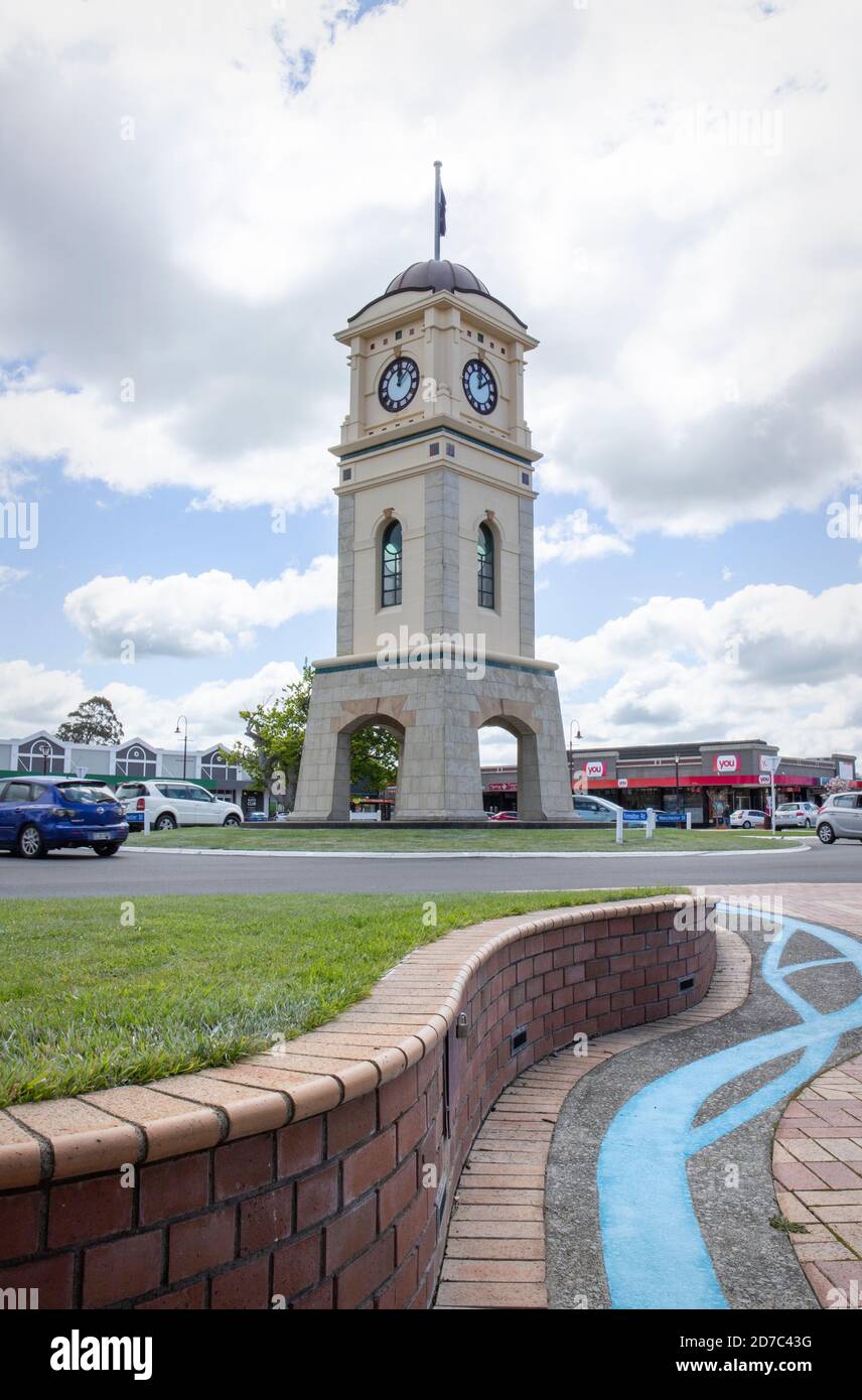 Tour d'horloge emblématique de Feilding. Banque D'Images