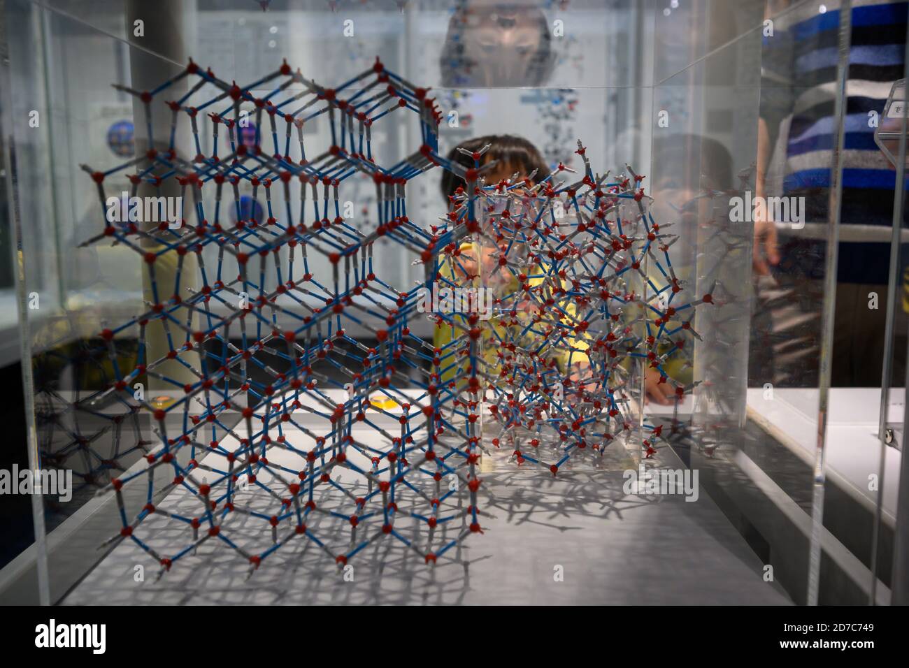 Nagoya / Japon - Nov 27 2019 : vitrine modèle pour l'exposition scientifique dans la ville de Nagoya Musée des Sciences est une destination touristique populaire. Banque D'Images