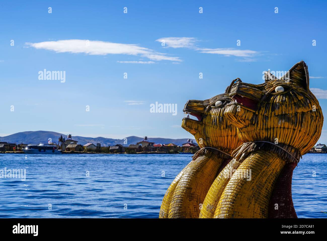 Les îles flottantes d'Uros Banque D'Images