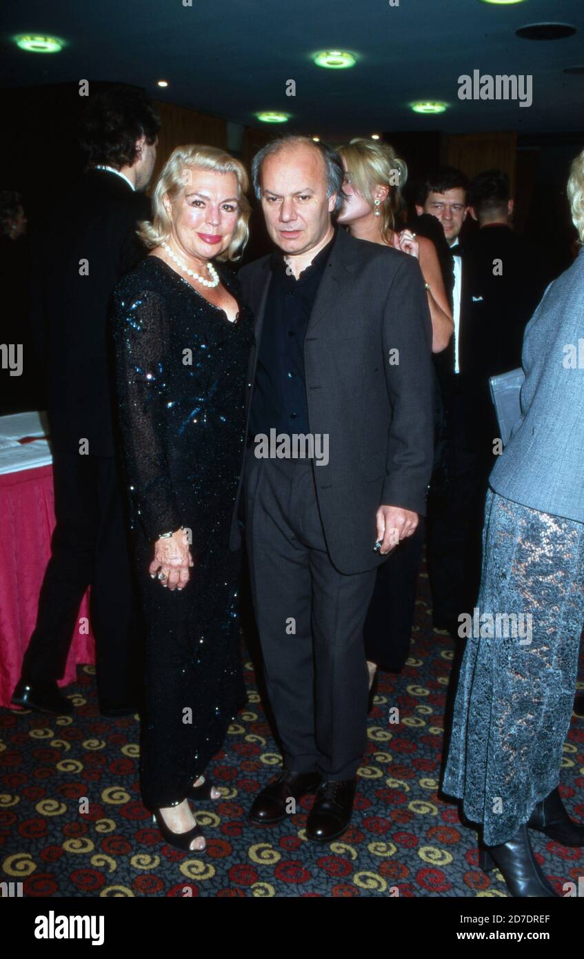Maryvonne Pinault, Mäzen und Gattin des französischen Unternehmers und Kunstsammlers François Pinault beim UFA Filmball à Neuss, Allemagne 1998. Banque D'Images