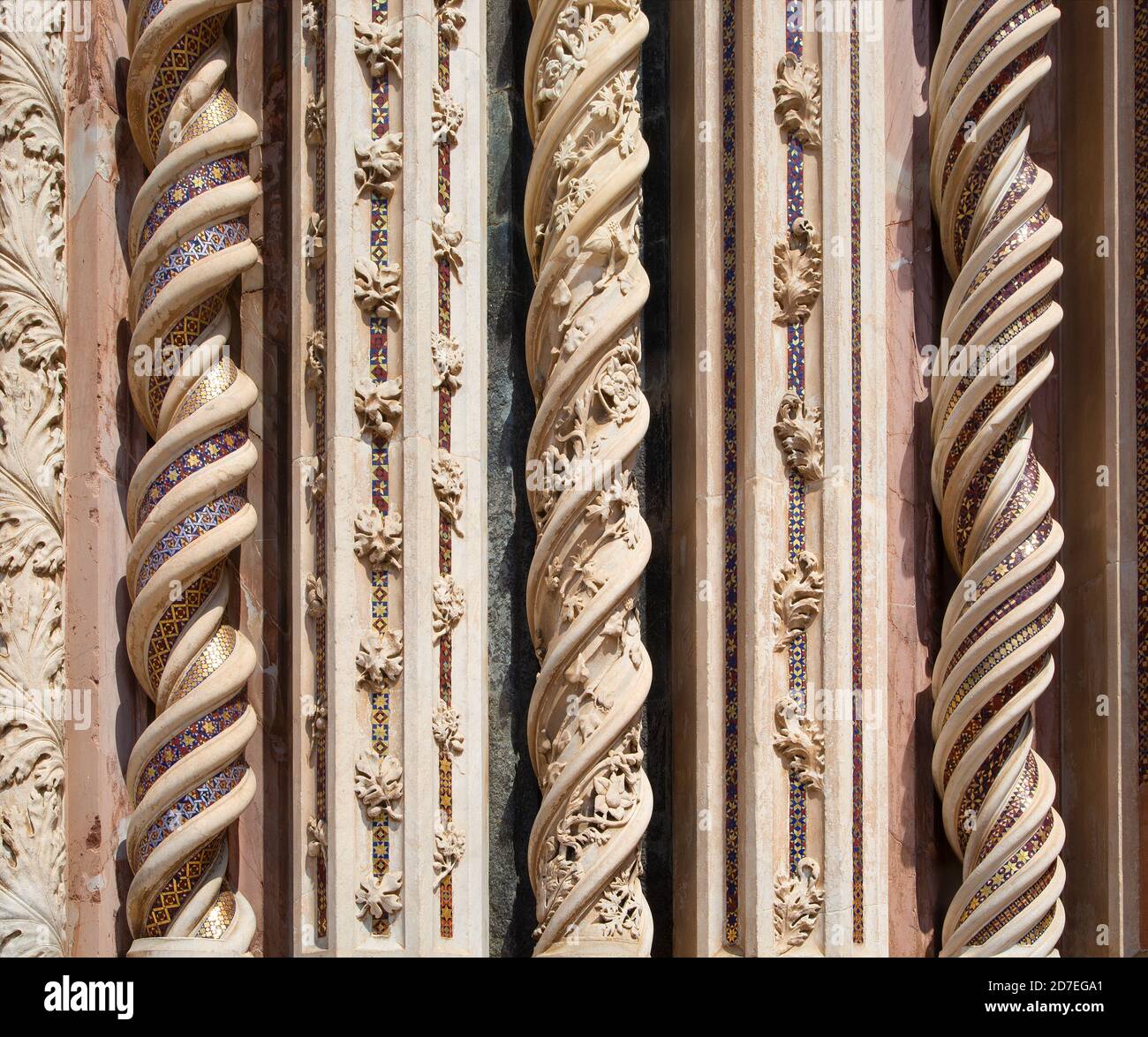 Ornements élaborés de la cathédrale d'Orvieto, Italie Banque D'Images