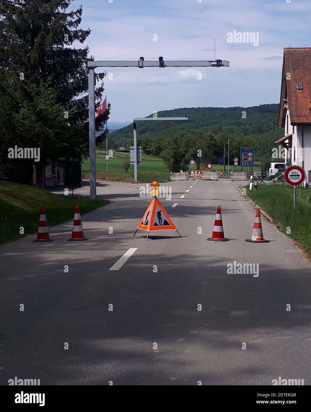 WIL ZH, SUISSE - 26 avril 2020 : fermeture de la frontière entre la Suisse et l'Allemagne en raison du verrouillage de Corona Banque D'Images