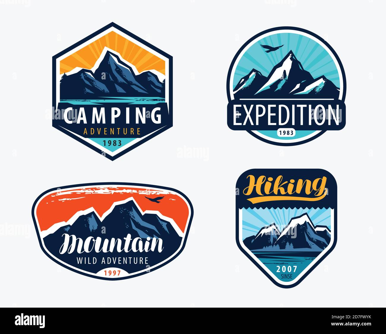 Étiquettes de jeu de montagnes. Alpinisme, dessin vectoriel de concept d'escalade Illustration de Vecteur