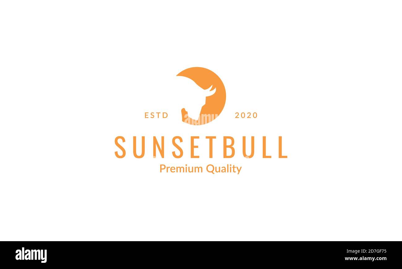 taureau à tête d'animal ou bison ou buffle avec logo du coucher du soleil illustration vectorielle Illustration de Vecteur