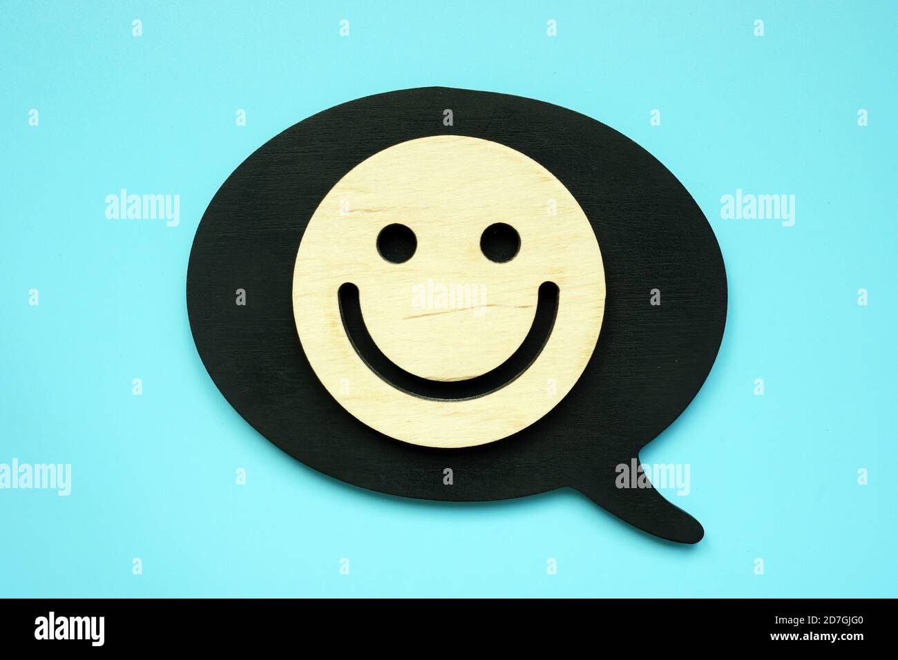 Feedback positif du client ou concept d'évaluation. Visage souriant. Banque D'Images