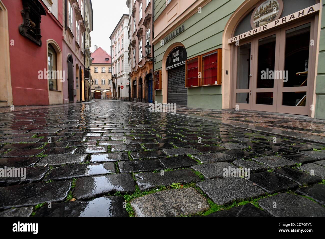 Prague, République tchèque. 23 octobre 2020. Vider la rue Charles (Karlova) à Prague, République Tchèque, le 23 octobre 2020. Crédit : vit Simanek/CTK photo/Alay Live News Banque D'Images
