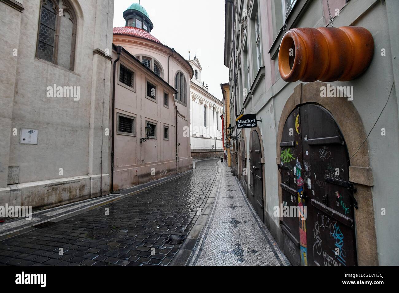 Prague, République tchèque. 23 octobre 2020. Vider la rue Charles (Karlova) à Prague, République Tchèque, le 23 octobre 2020. Crédit : vit Simanek/CTK photo/Alay Live News Banque D'Images