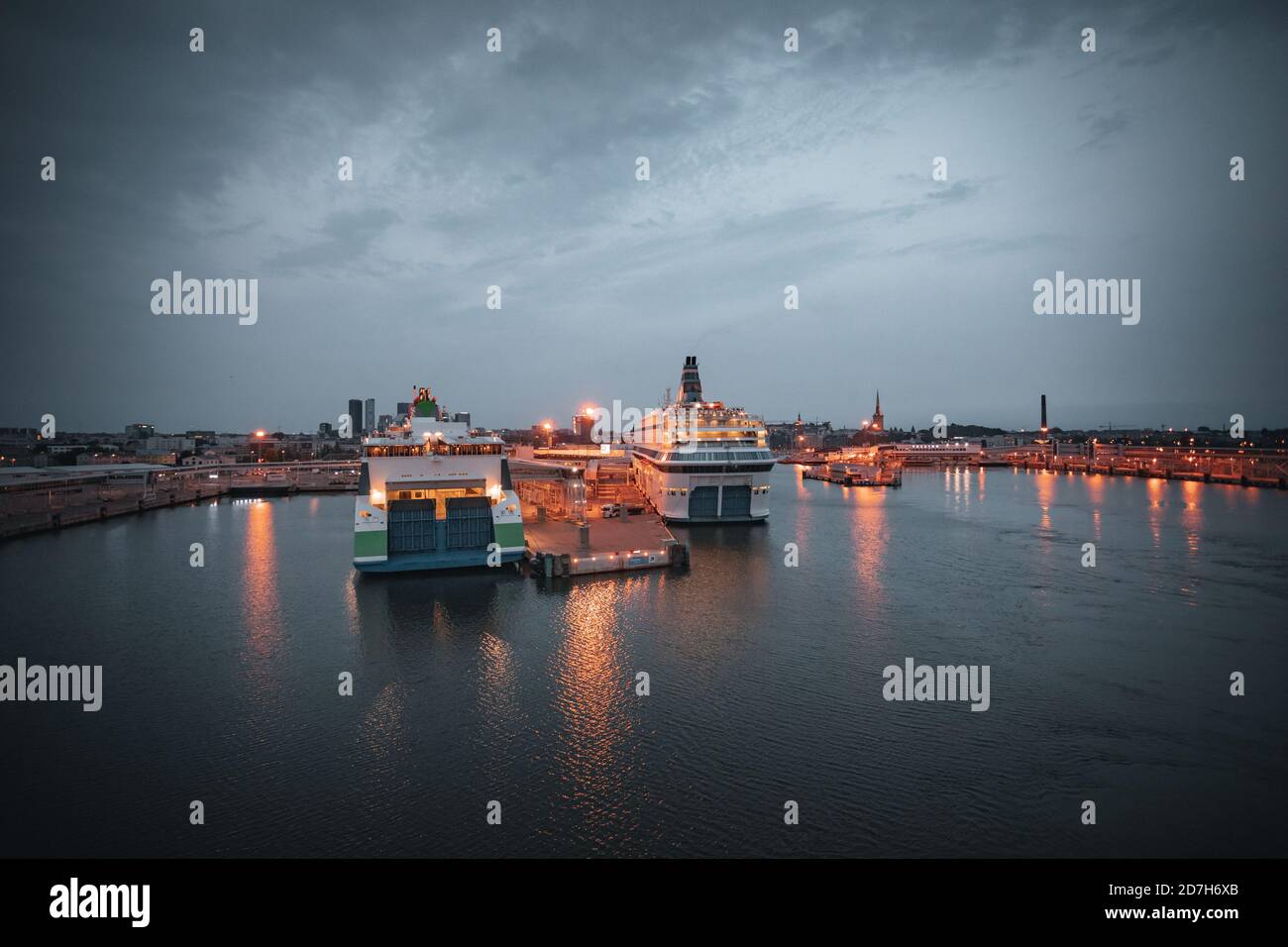 Panorama du port de Tallinn, Estonie Banque D'Images
