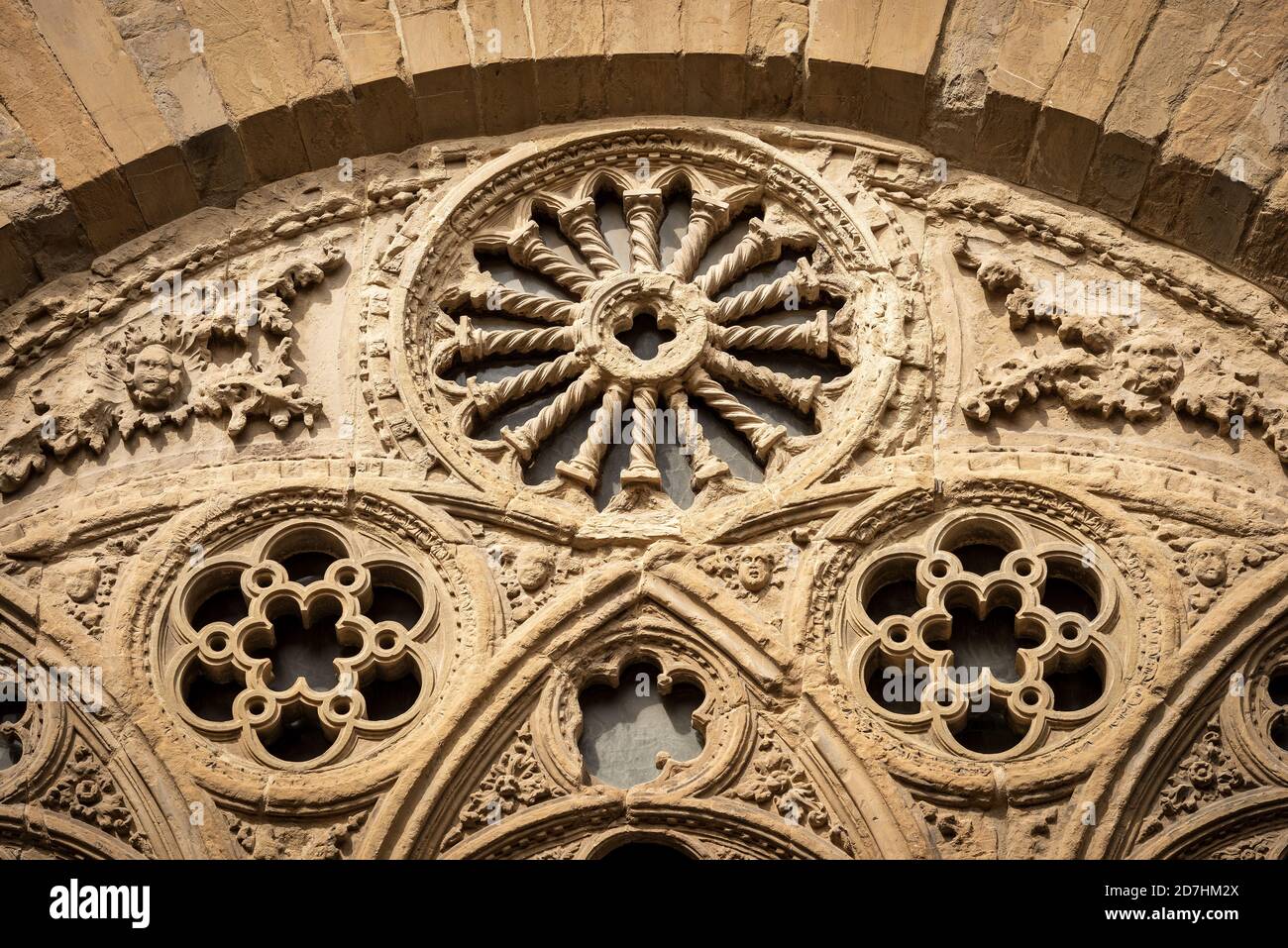 Détail architectural de l'église d'Orsanmichele de style gothique (1337-1380) dans le centre-ville de Florence. Toscane, Italie, Europe. Banque D'Images