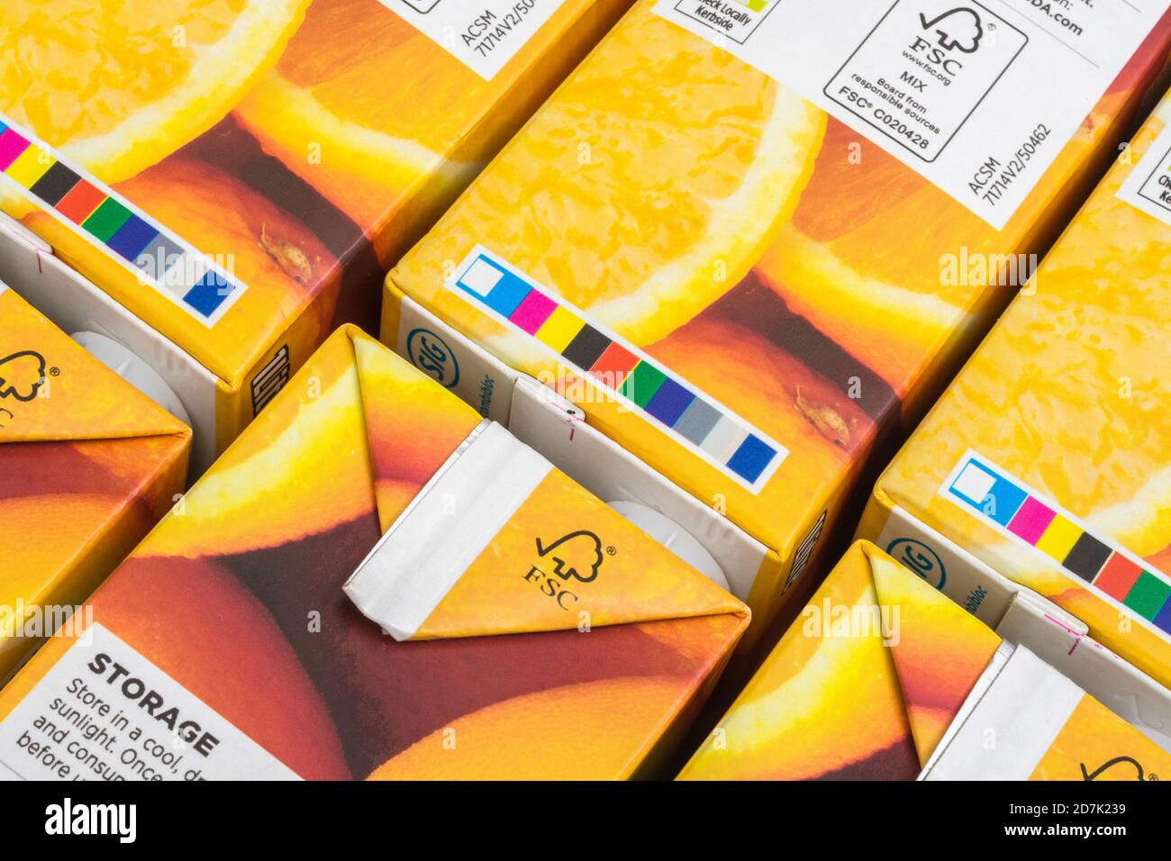 Bande d'enregistrement des couleurs sur l'emballage alimentaire ASDA. Pour les couleurs de quadri CMJN, les couleurs d'accompagnement, l'enregistrement d'impression, les couleurs dans l'industrie, l'impression. Banque D'Images