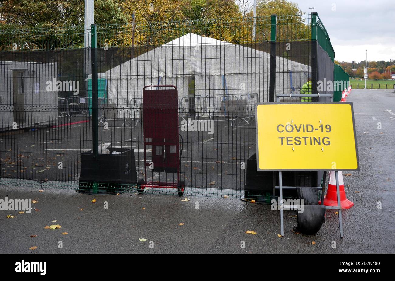 Un centre d'essais Covid-19 à Forest Fields Park and Ride à Nottingham, Royaume-Uni, le vendredi 23 octobre 2020. Banque D'Images