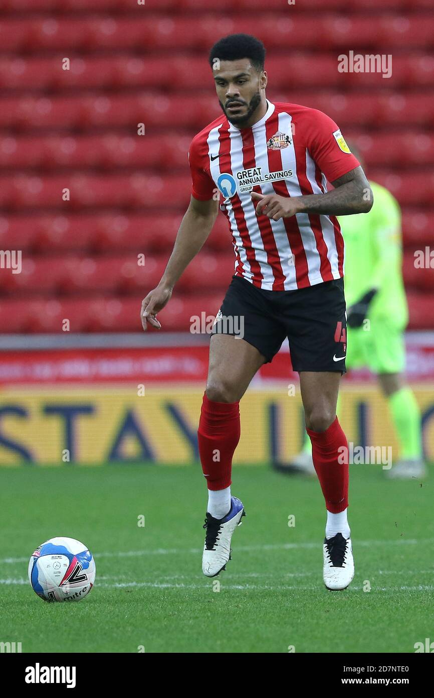 SUNDERLAND, ANGLETERRE. 24 OCTOBRE Jordanie Willis de Sunderland pendant le match de la Ligue 1 de Sky Bet entre Sunderland et Portsmouth au Stade de lumière, Sunderland, le samedi 24 octobre 2020. (Crédit : Robert Smith | ACTUALITÉS MI) crédit : ACTUALITÉS MI et sport /Actualités Alay Live Banque D'Images