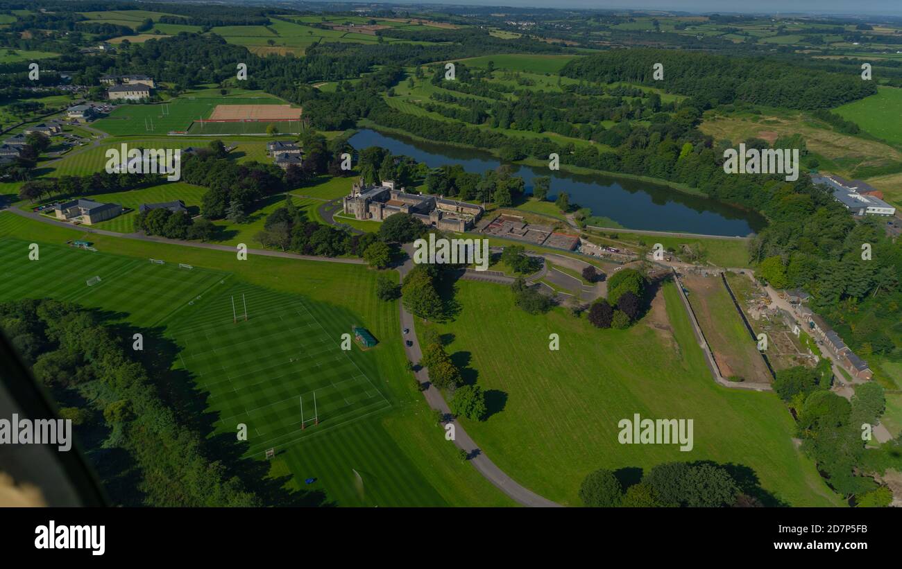 Vue aérienne de l'hôtel Vale, Hensol dans la vallée de Glamourgan: Merci de noter Phillip Roberts Banque D'Images