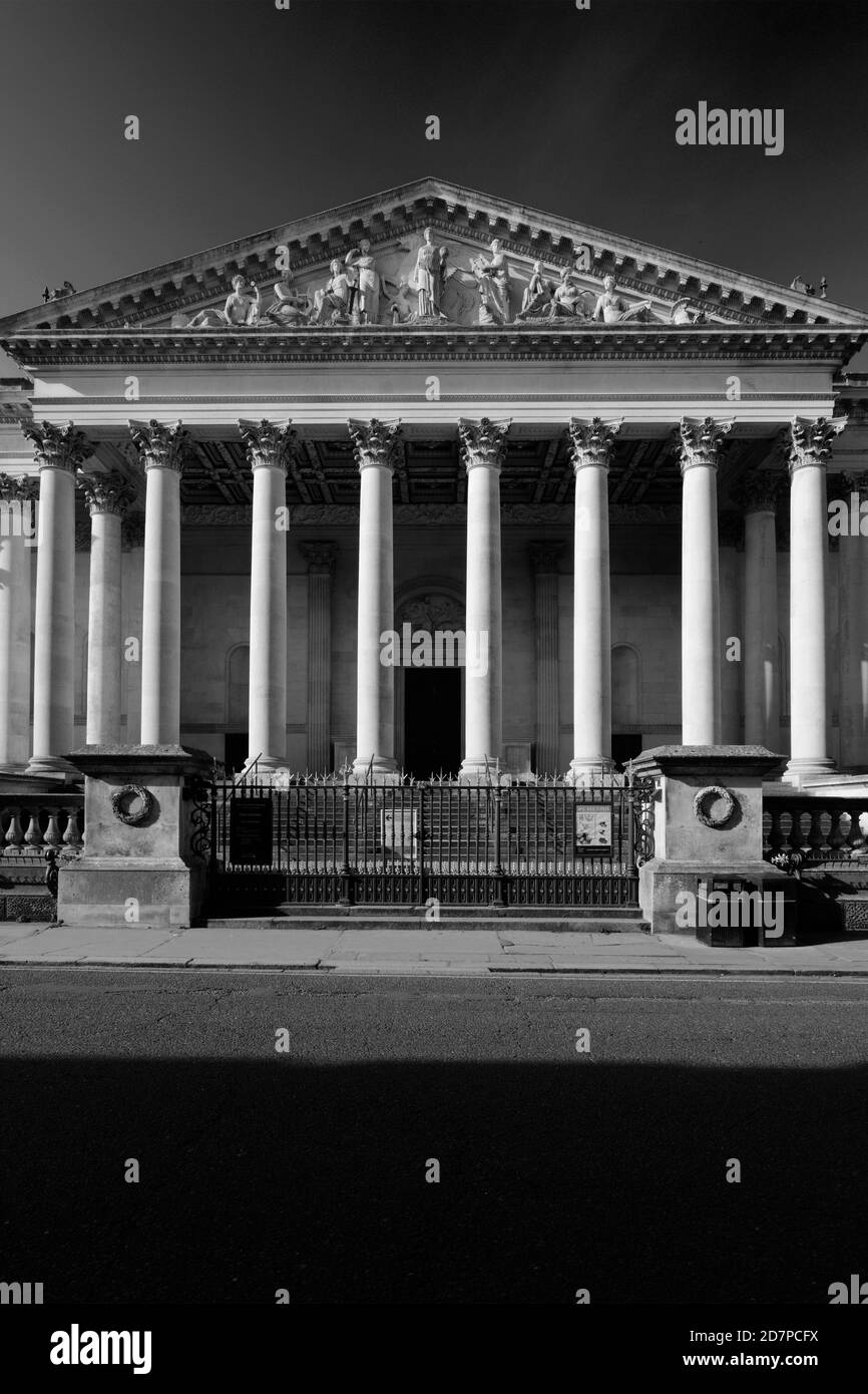 Extérieur du musée Fitzwilliam, Trumpington Street, Cambridge City, Cambridgeshire, Angleterre, Royaume-Uni Banque D'Images